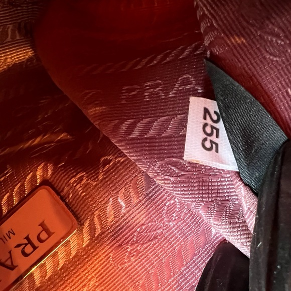 PRADA RE-NYLON RE-EDITION 2000 MINI-BAG - Picture 10 of 11